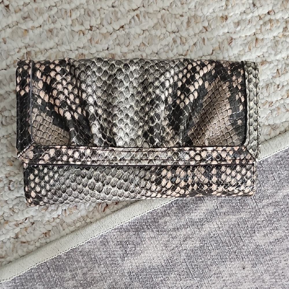 NWOT Style & Co Elegant Snake Print Clutch